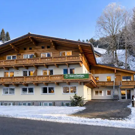 Haus Dienten Am Hochkoenig 디엔텐암호크코니그