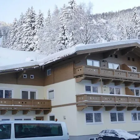 아파트 Haus Dienten Am Hochkoenig *