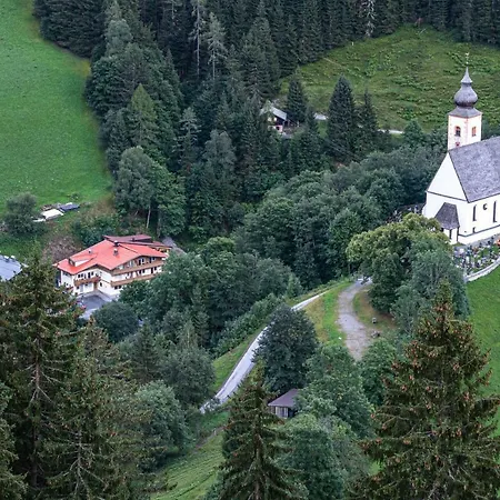 Appartement Haus Dienten